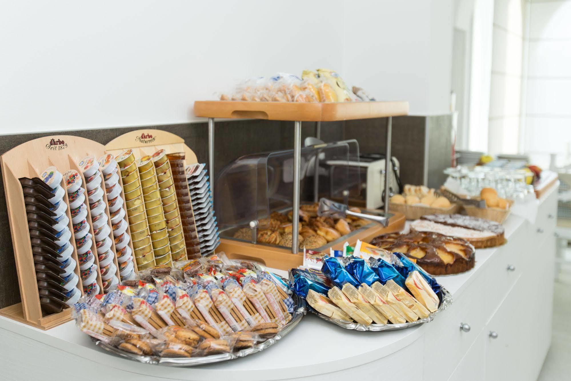Hotel Biancaneve Wellness Marotta Esterno foto